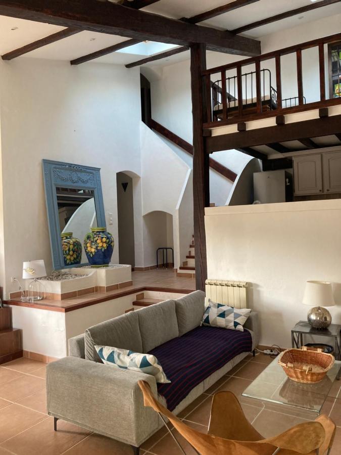 Villa Les Ecureuils เฟรฌูส ภายนอก รูปภาพ